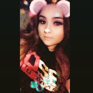 Meet your Posher, Mayra